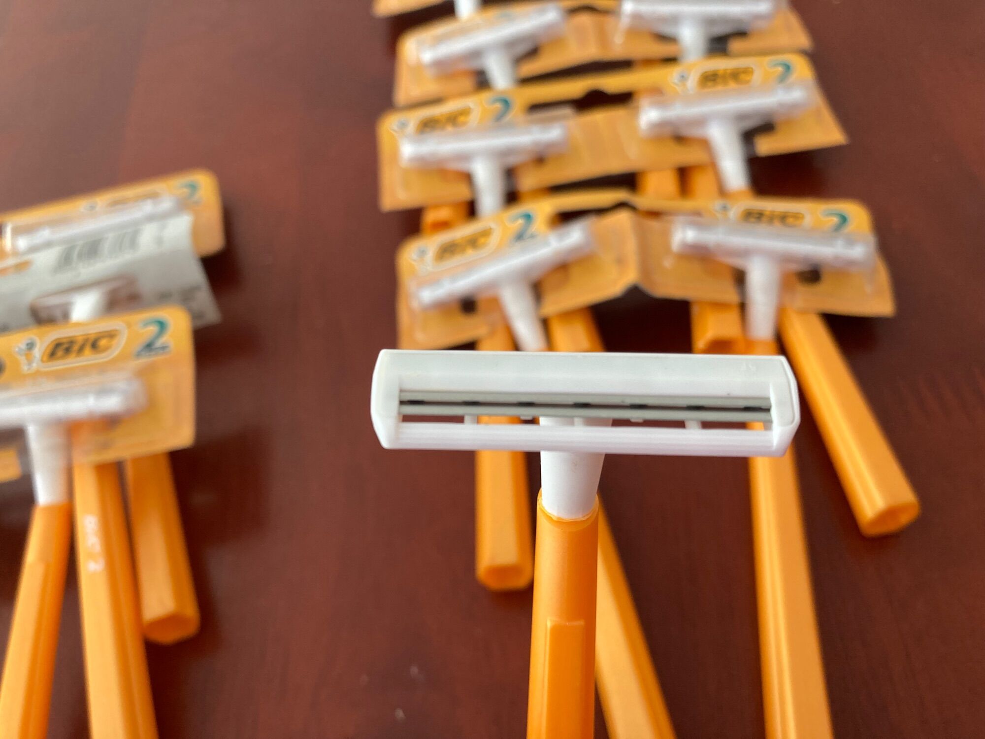 [HCM] Bộ 2 dao cạo râu BIC loại 2 lưỡi