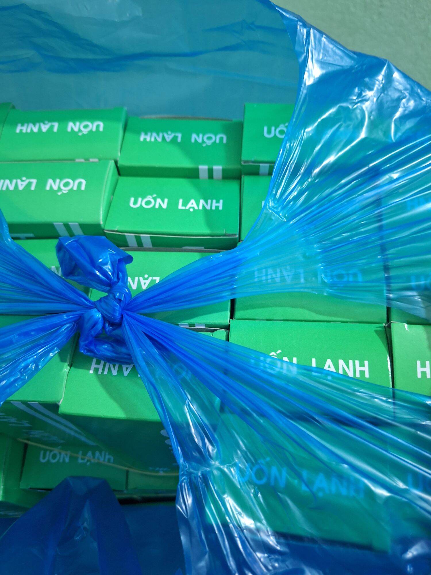 GIẤY UỐN LẠNH 1hộp 100 miếng