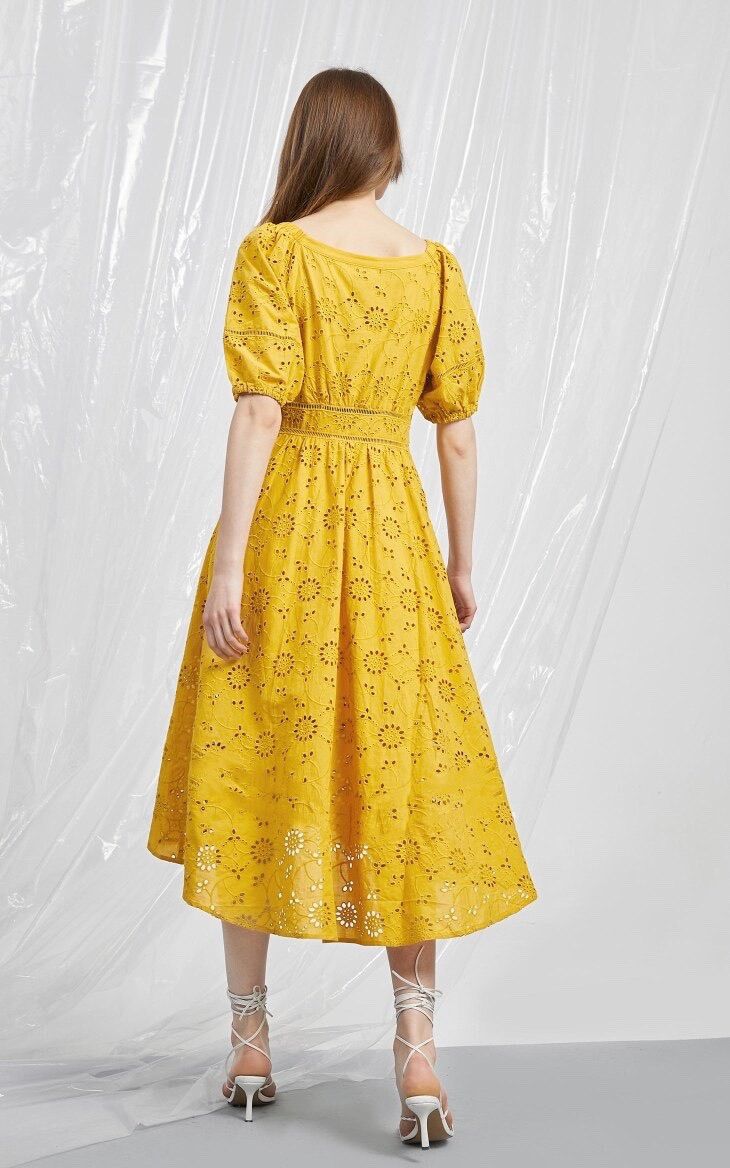 Váy ren Zara size S M L (45-55Kg)