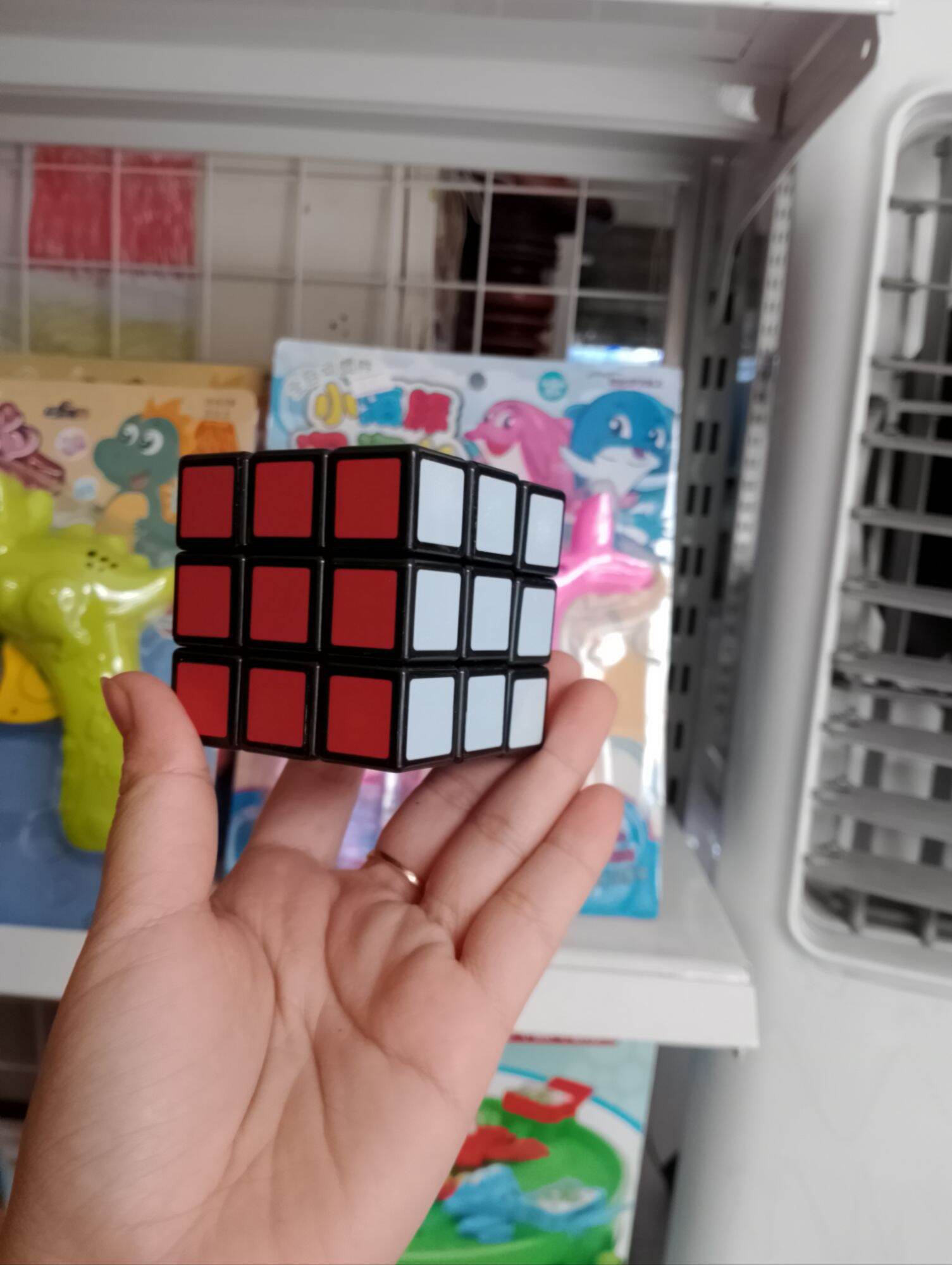 rubik đồ chơi