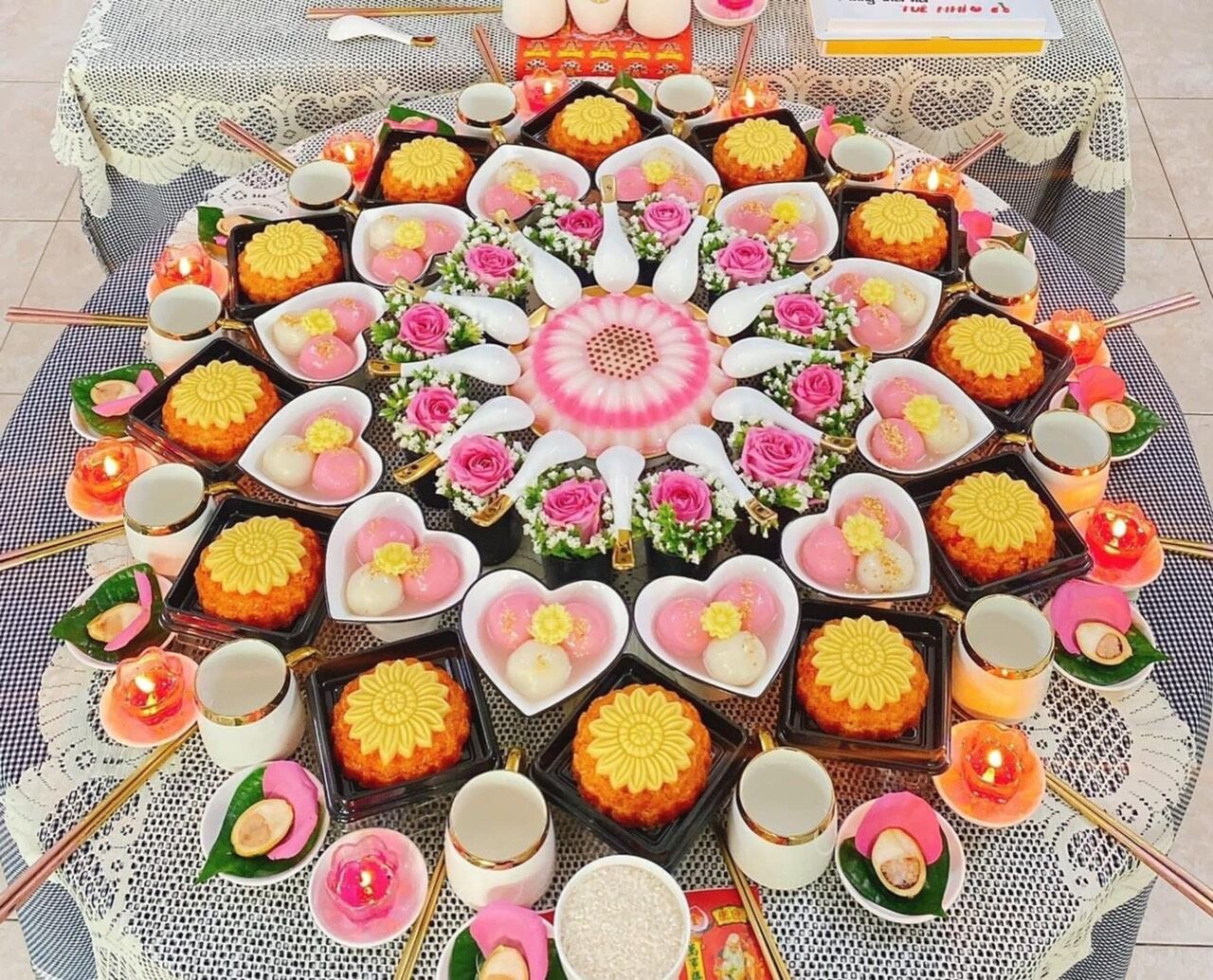 Chén Sứ Hình Tim,Bát Sứ Cao Cấp trái tim viền đen