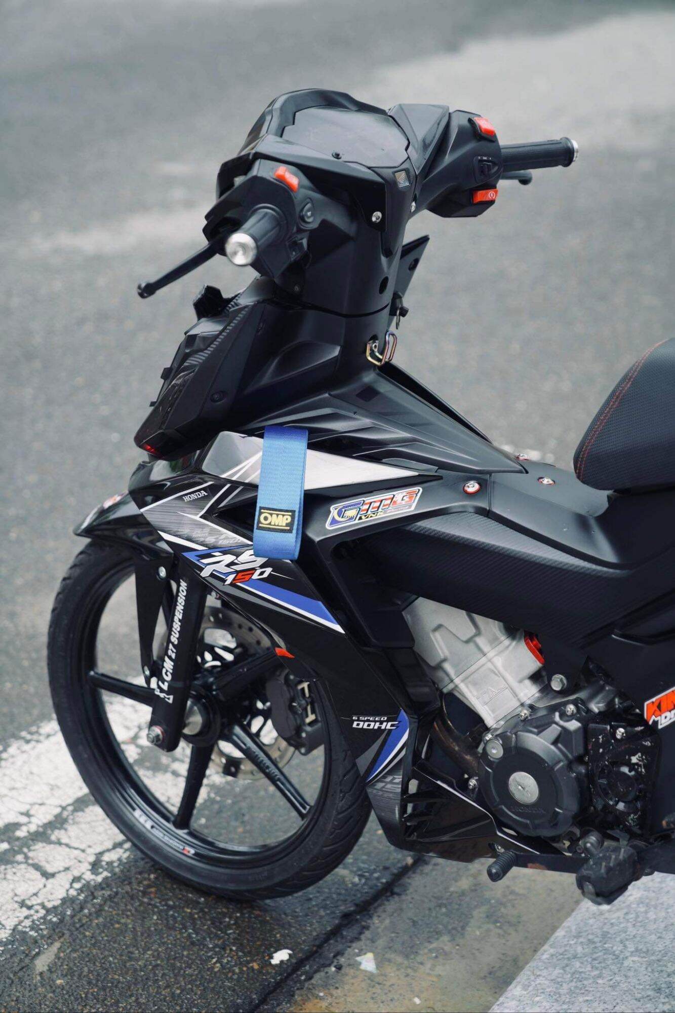 tem rời winner v1 đen xanh rs
