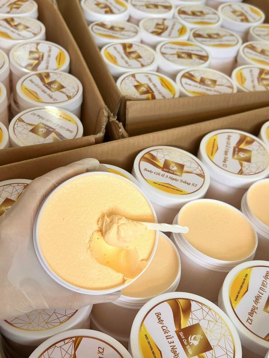 Kem body cốt ủ 3 ngày trắng Bích Cao White hộp lớn 500gr tặng kèm tắm trắng