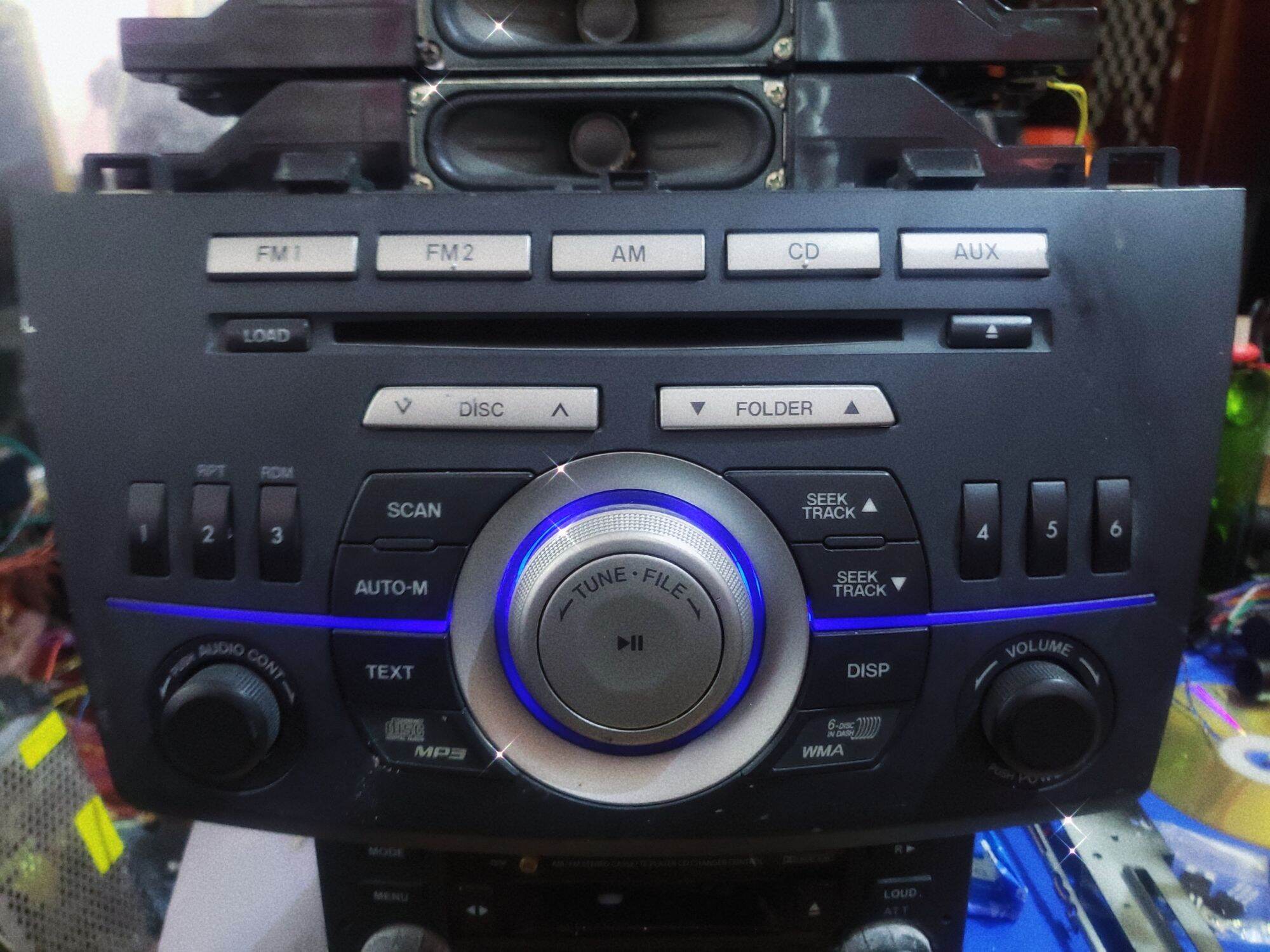 Đầu CD 6 disk Aux của xe mazda