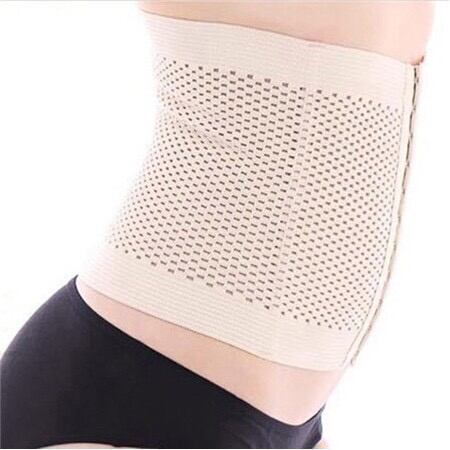 Gen quấn bụng sau sinh Hiền Trang