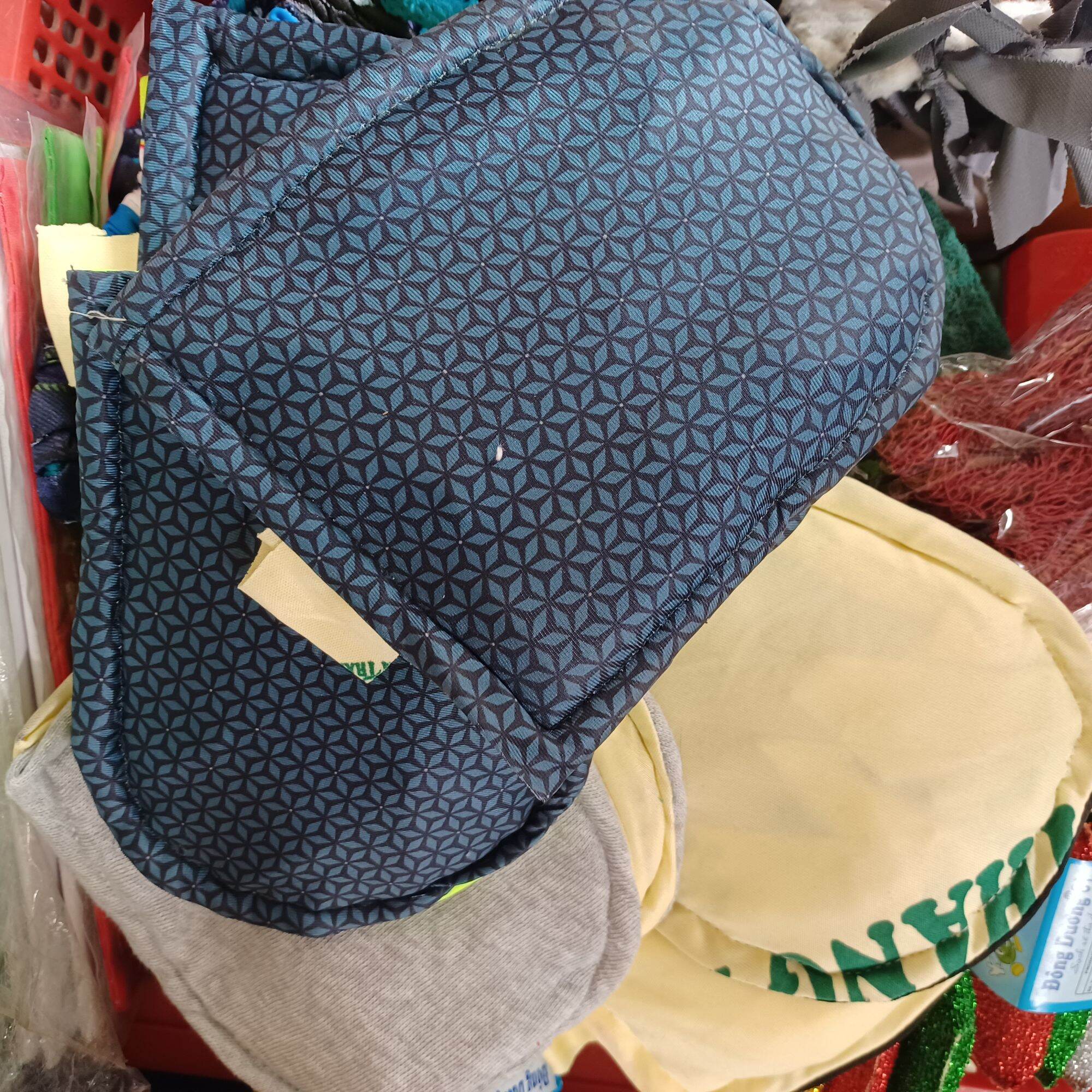 Combo 4 Miếng Nhắc Nồi Tim Thun Dày