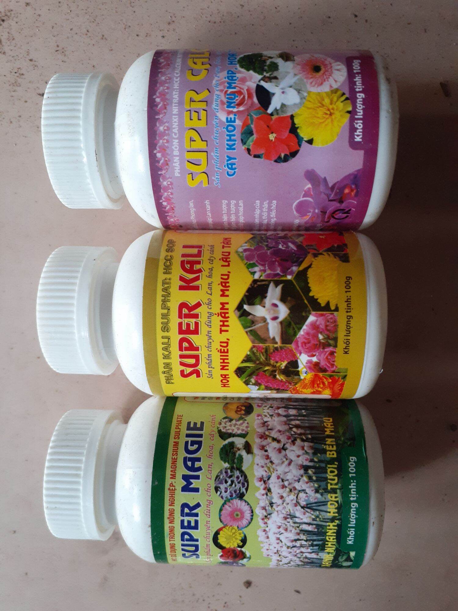 Bộ 3 phân bón super kali, super magiee, super canxi chuyên dùng cho hoa lan.