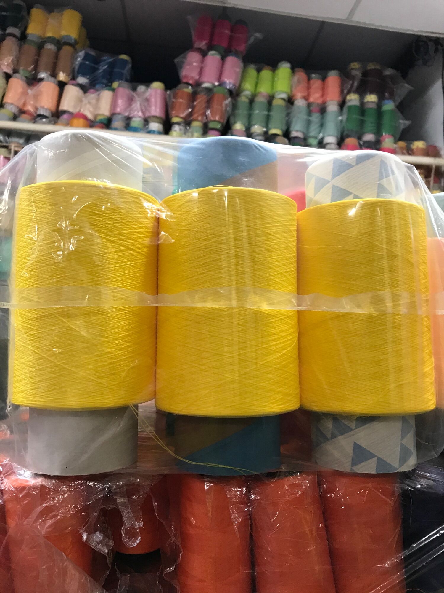 [HCM]Tơ vắt sổ màu vàng cúc 150D
