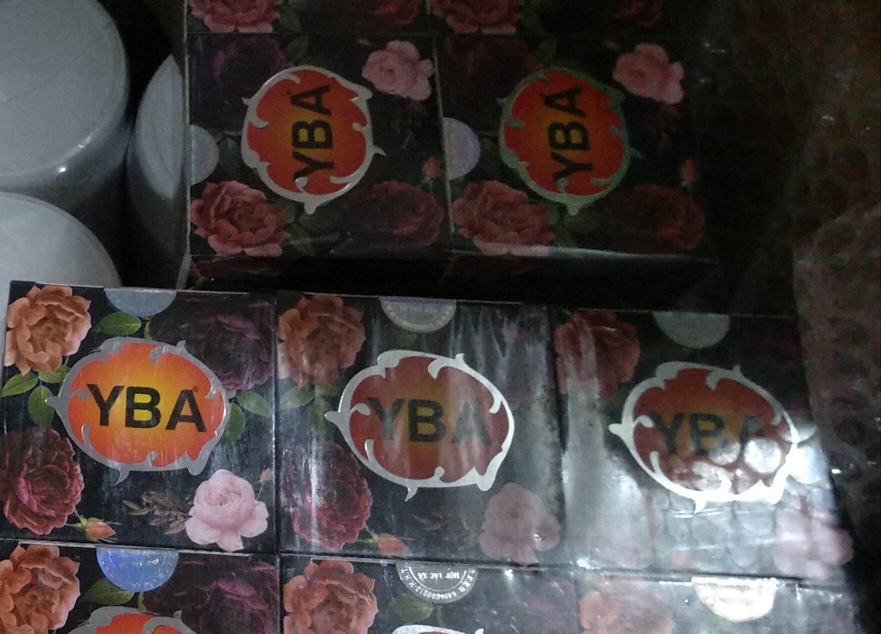 KEM KÍCH TRẮNG BODY YBA 100G