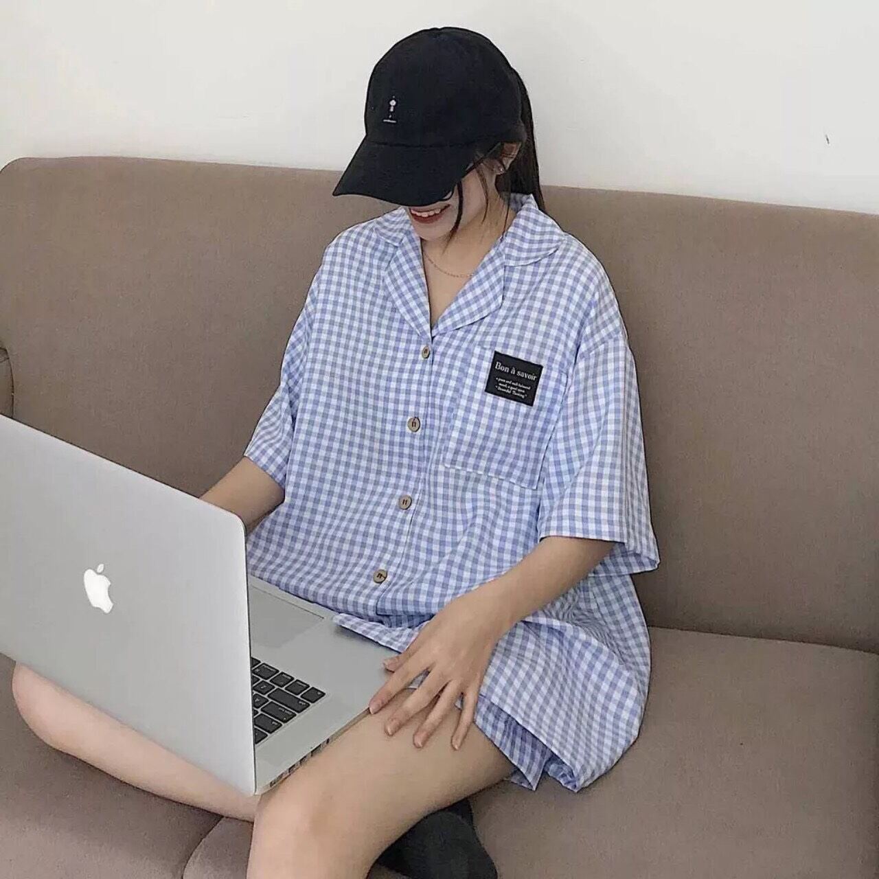 Bộ đùi pyjama kẻ xốp cổ vét.