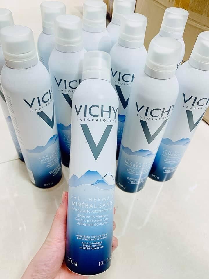 Xịt khoáng vichy