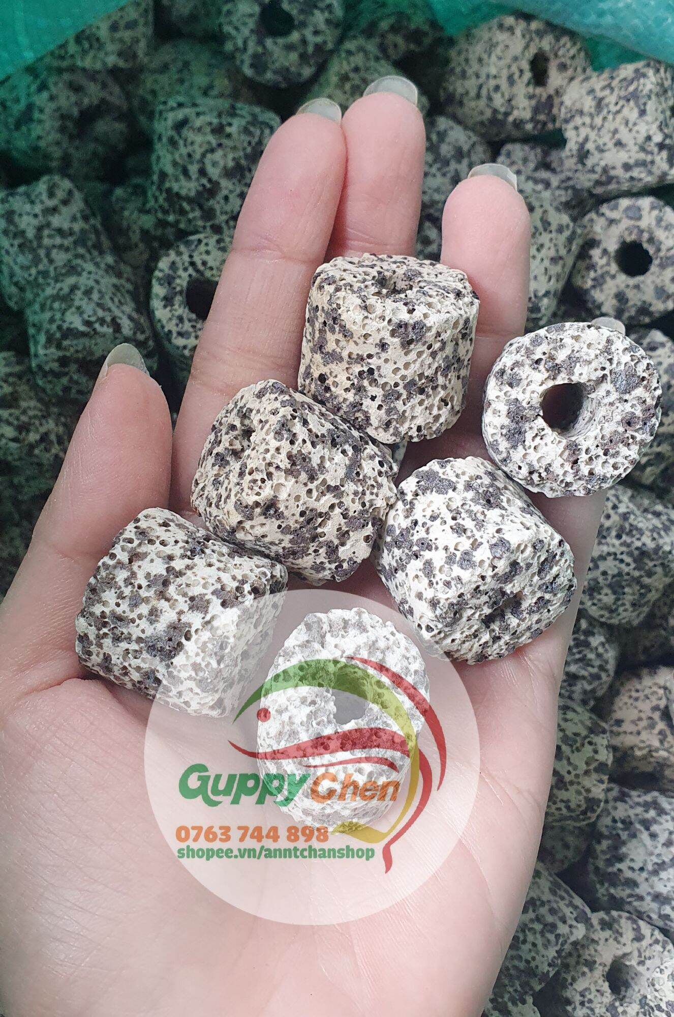 100gram sứ trụ mè - sứ viên mè vật liệu lọc cho hồ cá thủy sinh