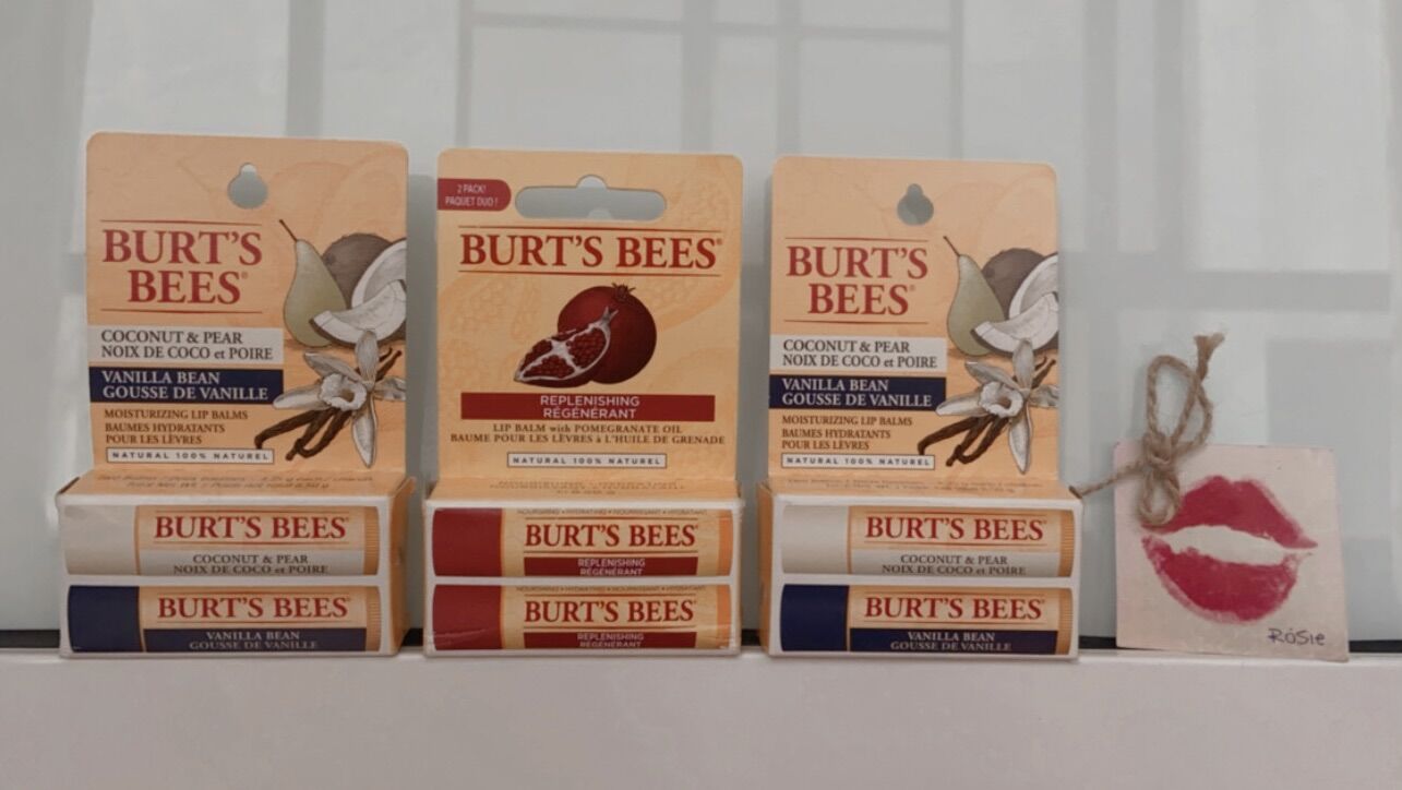 Son dưỡng môi sáp ong Burt's Bee