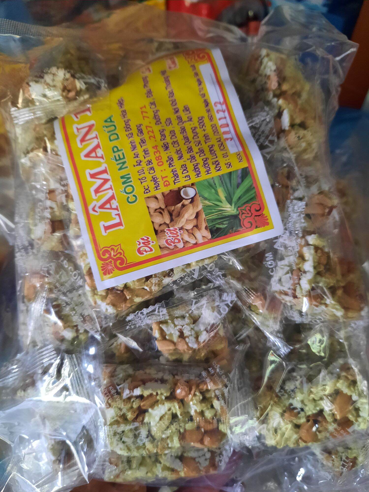 cốm nếp dứa đậu phộng Lâm An 1 gói 500g