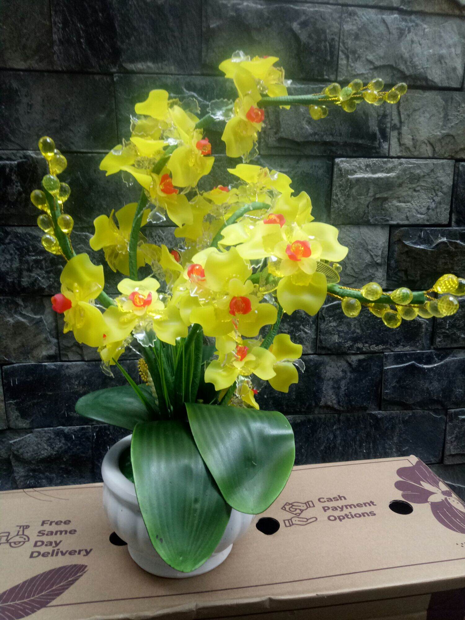 Chậu hoa lan hồ điệp pha lê (56x25x25)