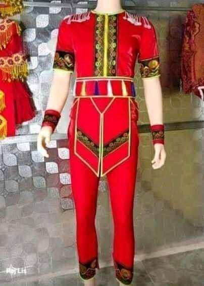 Khaub ncaws hmoob txiv neej 750k ib cev