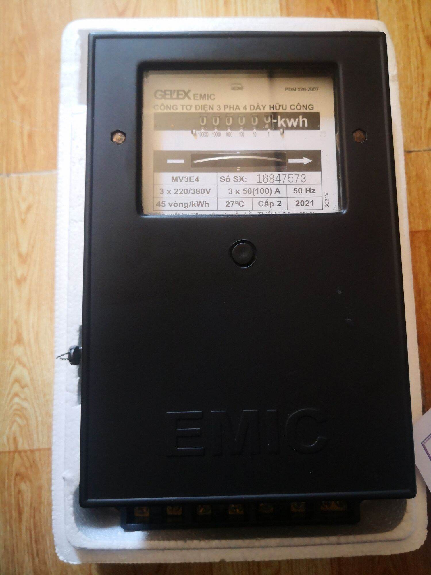 Công tơ điện 3 pha EMIC trực tiếp 8 chân