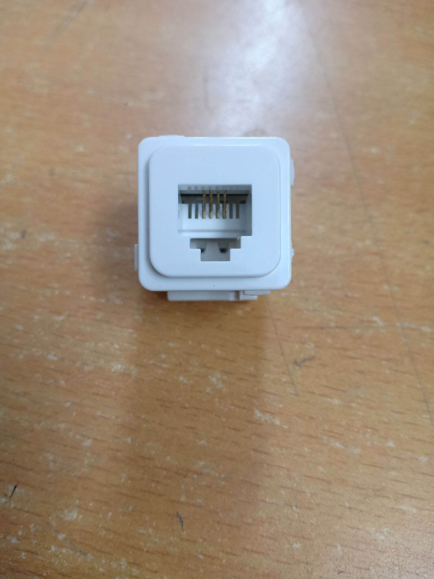 Mặt công tắc Sino S18A hạt vuông.