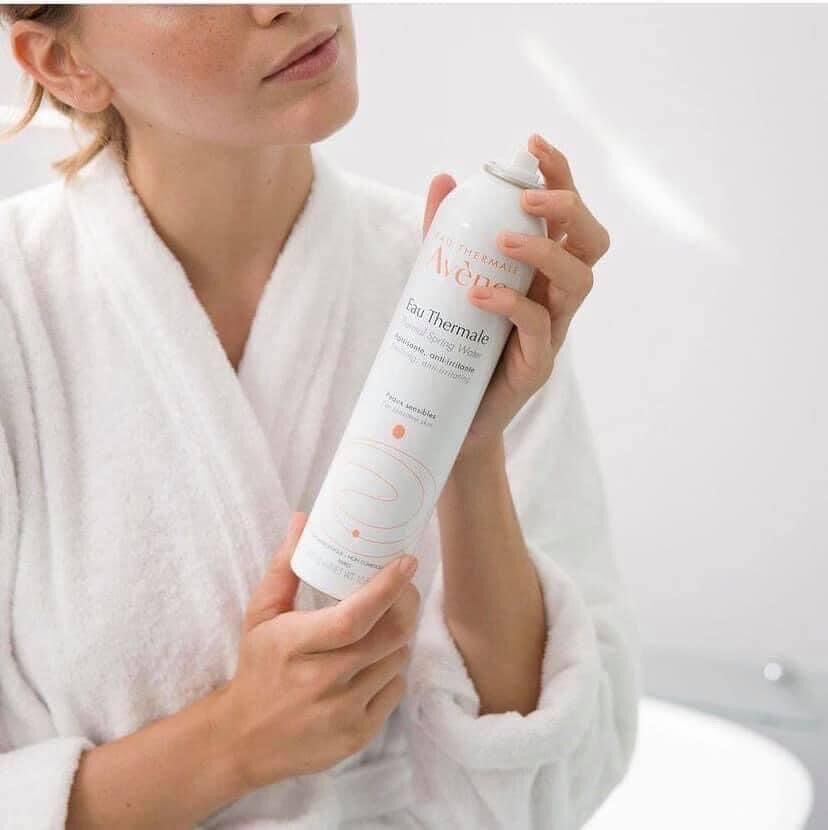 Xịt khoáng cấp ẩm Avene Eau Thermal 300ml