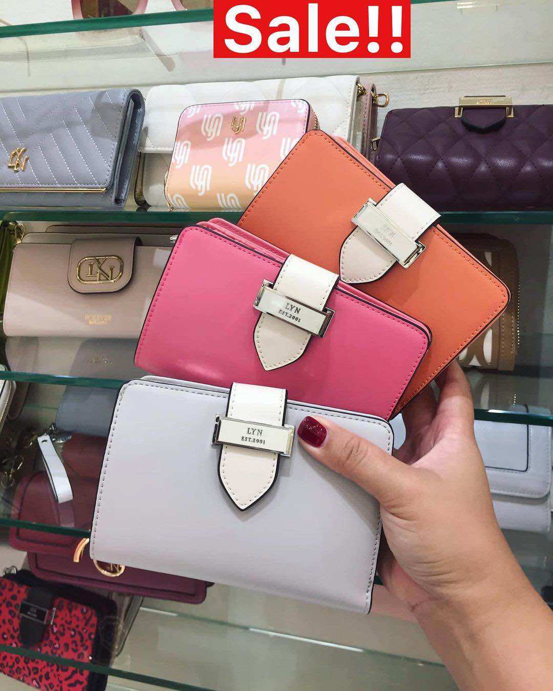 VÍ LYN JACKIE SHORT WALLET