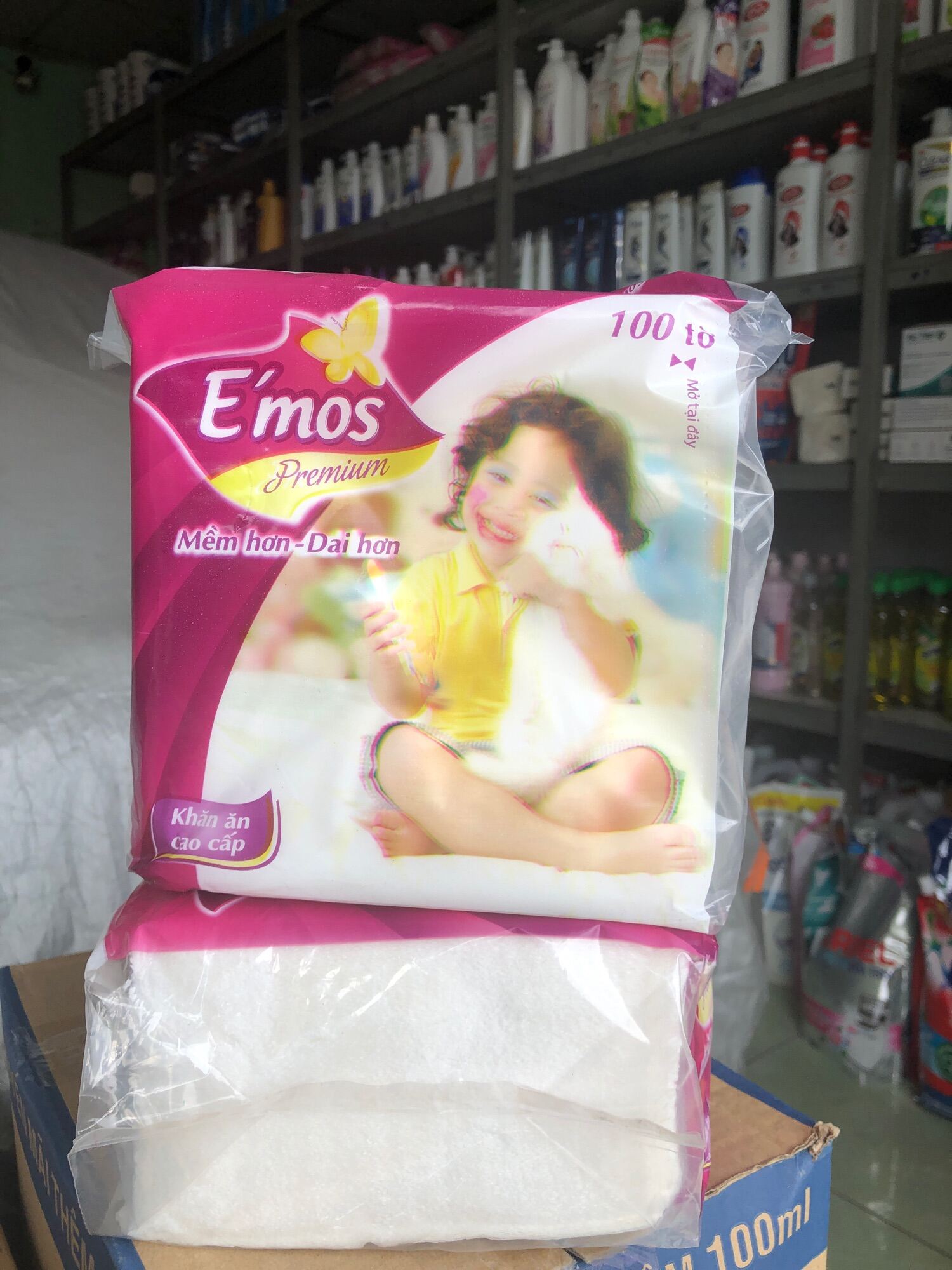 Combo 10 gói Khăn giấy Vuông Emos