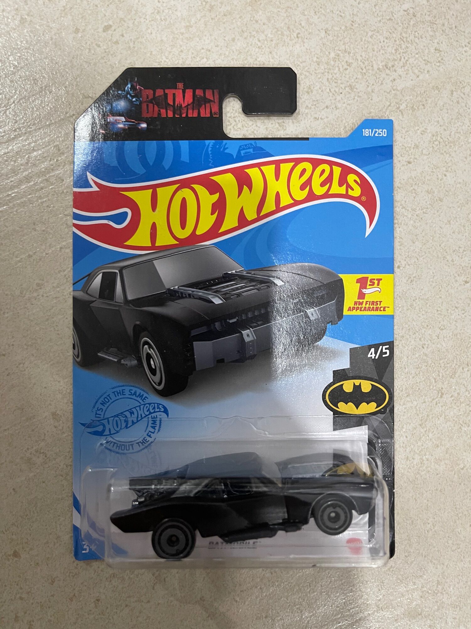 Xe mô hình đồ chơi cơ bản Hotwheels 1:64 - Batmobile