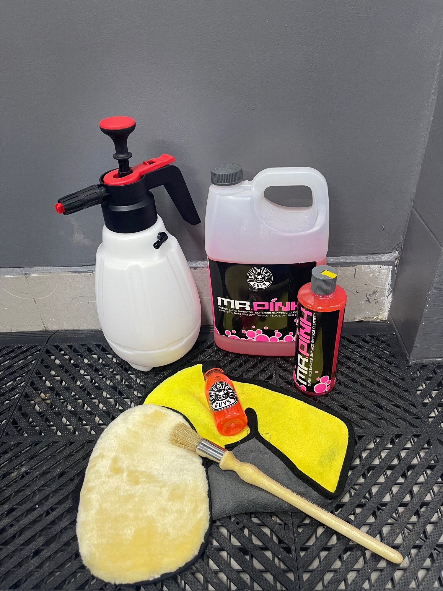 Combo Bình Xịt Bọt Tuyết , Dung Dịch Chemical Guys và Dụng Cụ