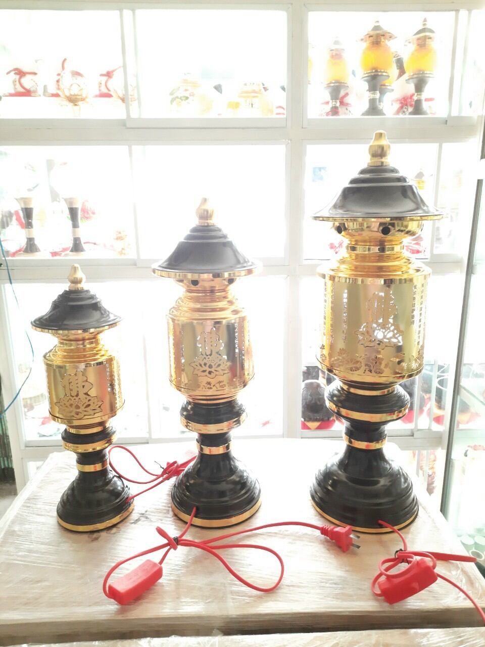 ĐÈN THỜ CÚNG - ĐÈN LED ĐỔI MÀU - ĐÈN HỢP KIM - 1 CẶP