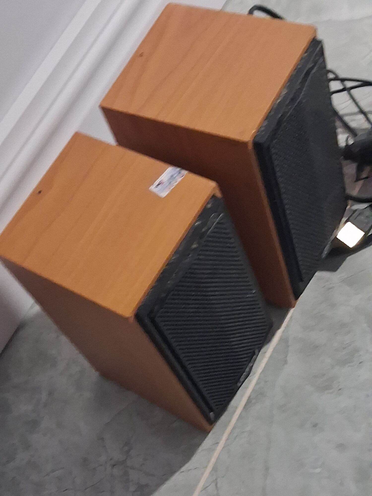 Loa vi tính giá rẻ
