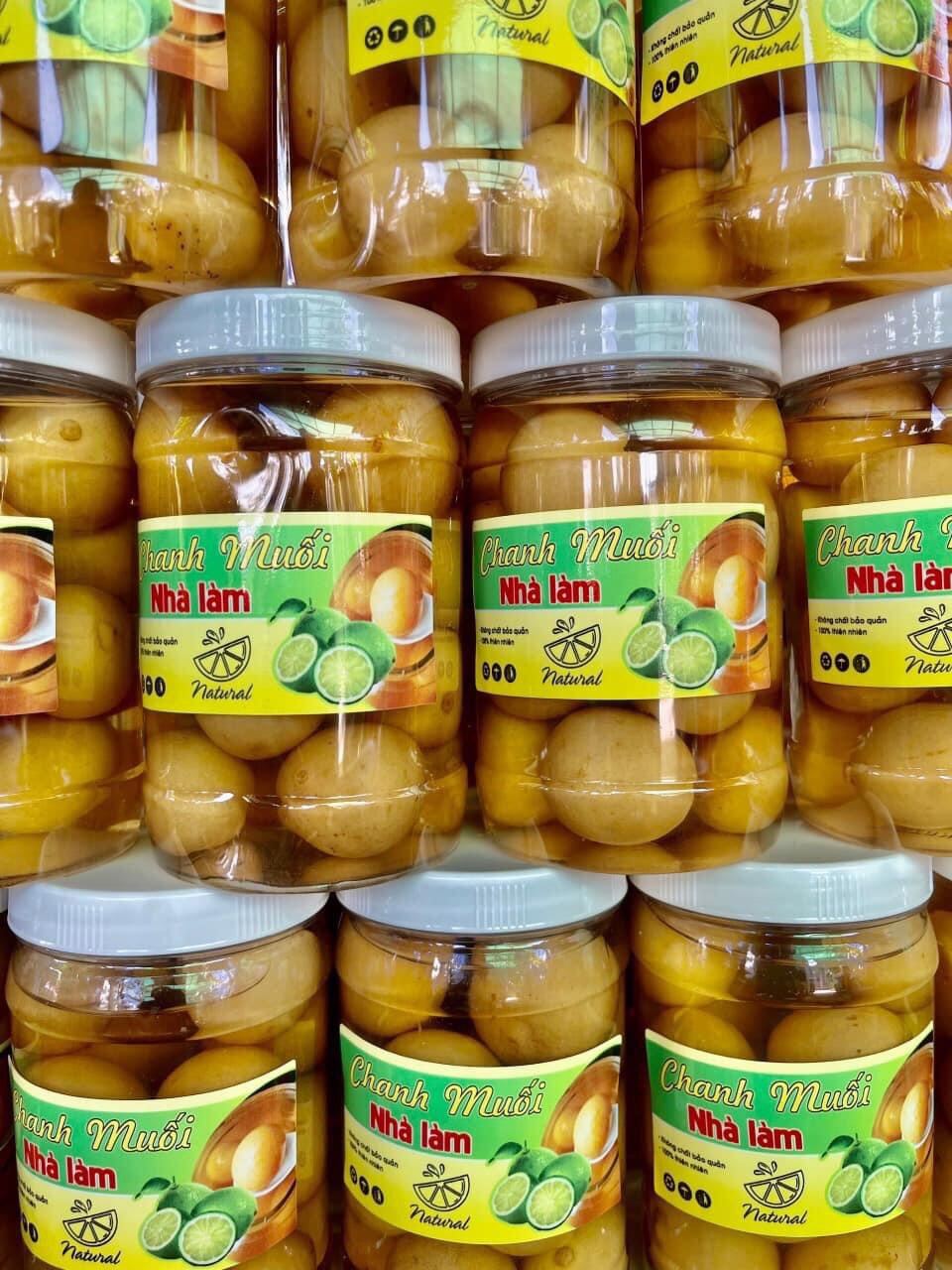 Chanh muối nhà làm khoảng 12_18 trái