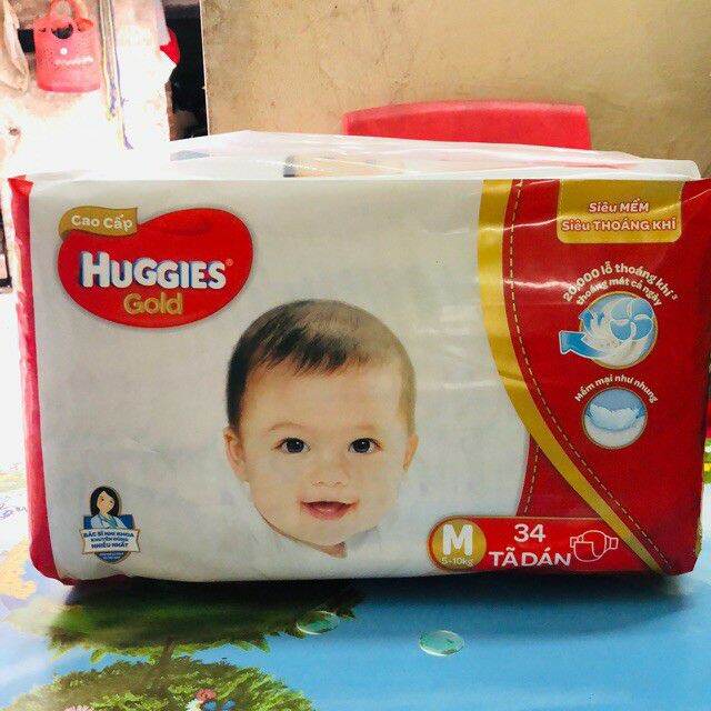 Tã bỉm dán huggies gold m 34 miếng. date 20/10/2021.