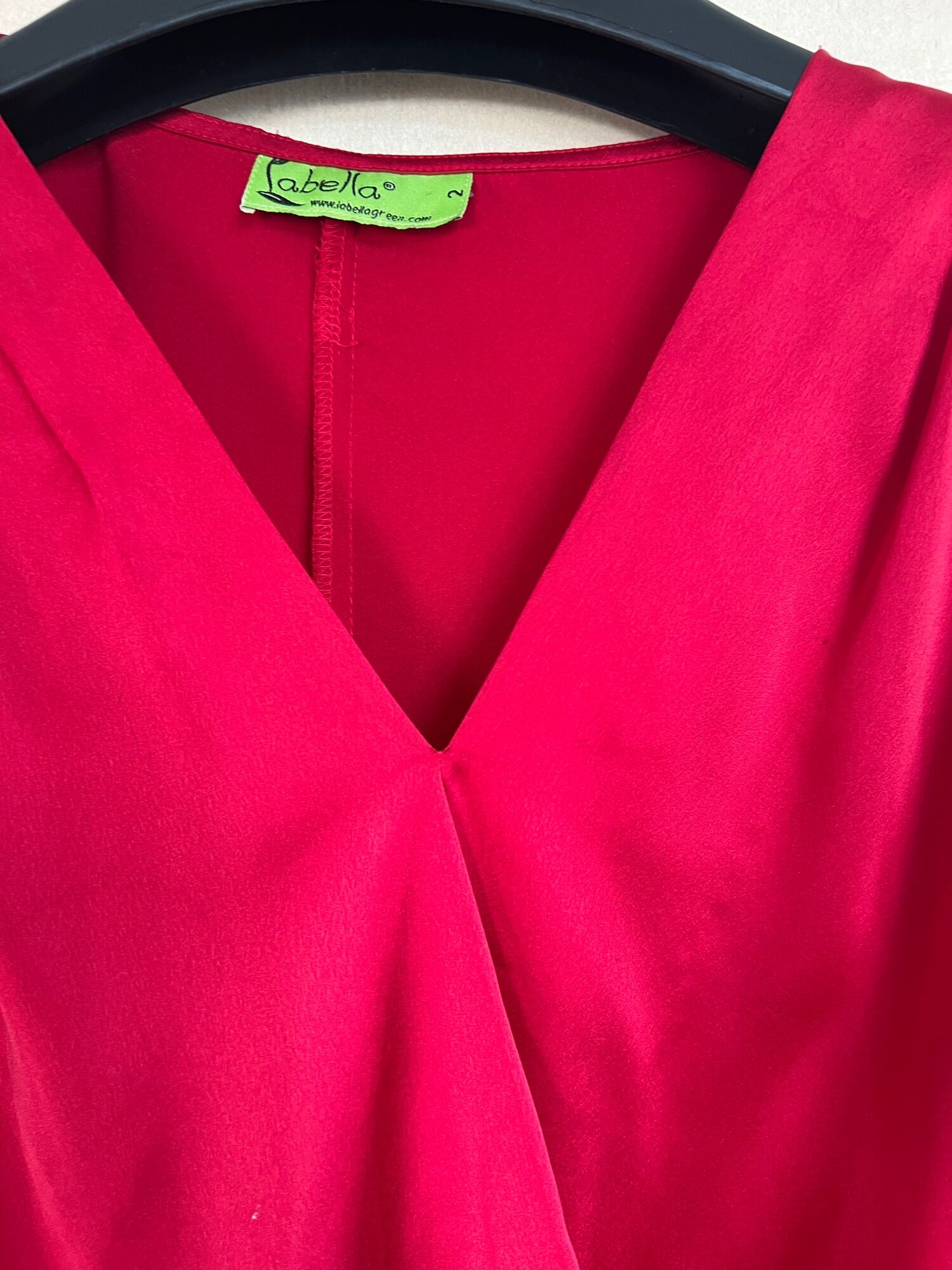 Áo Satin Labella sz 2, new 98%