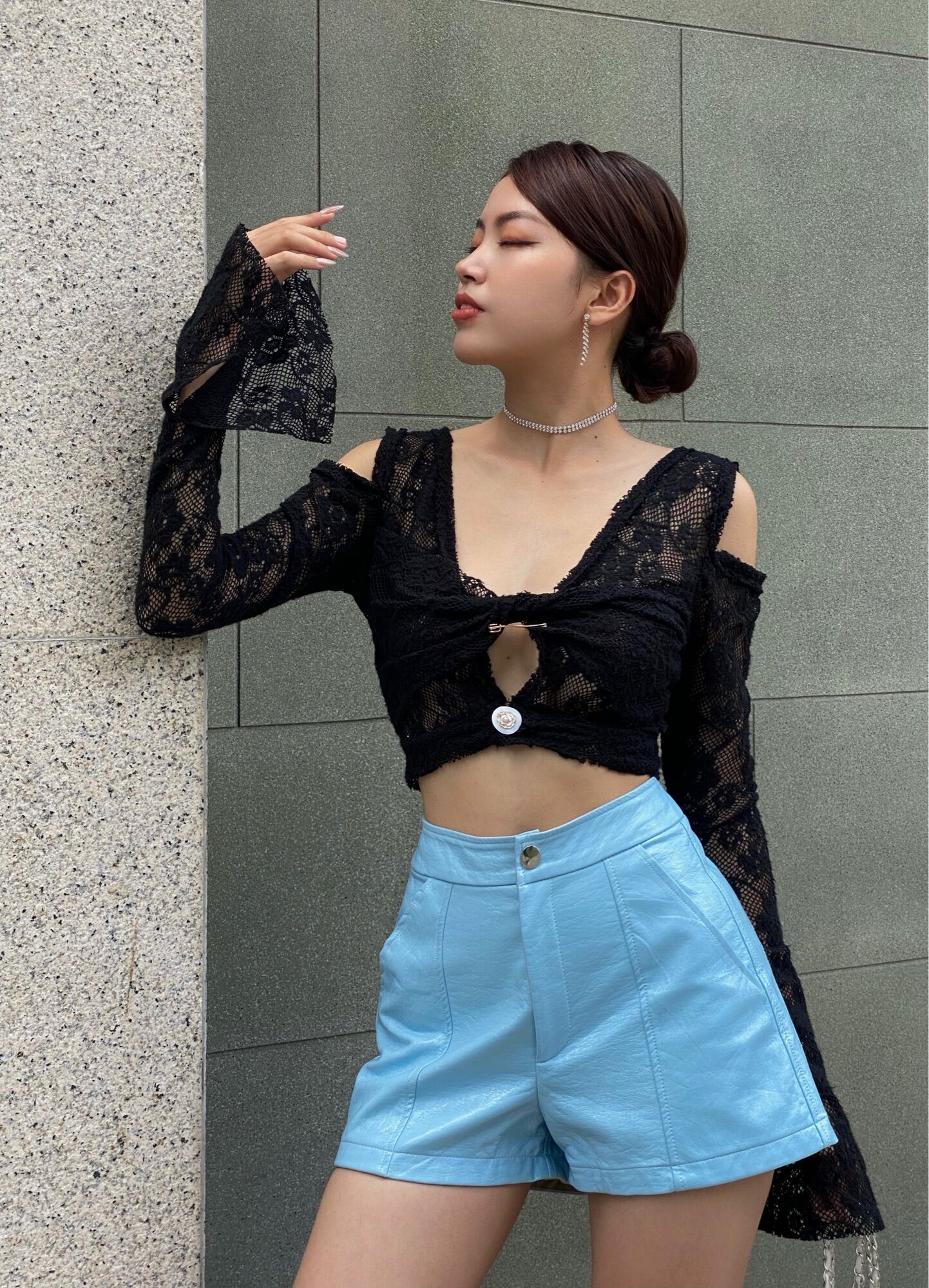 Áo croptop ren len LaCharme - Eddy top