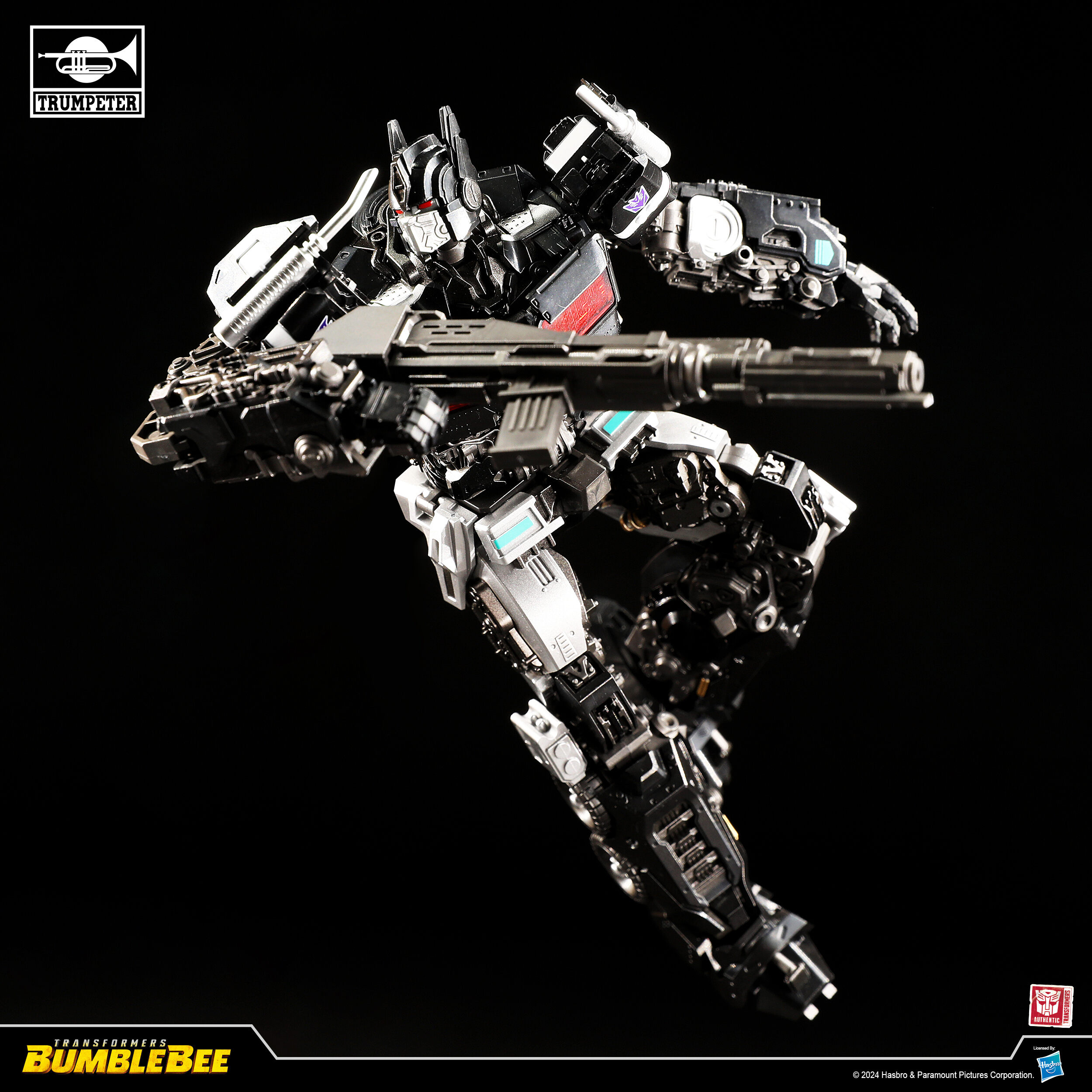Trumpeter | Mô Hình Optimus Prime Màu Đen Có Thể Biến Hình Kích Thước Nhỏ