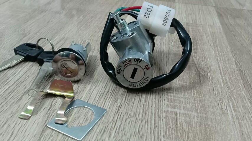 Bộ khóa xe Dream