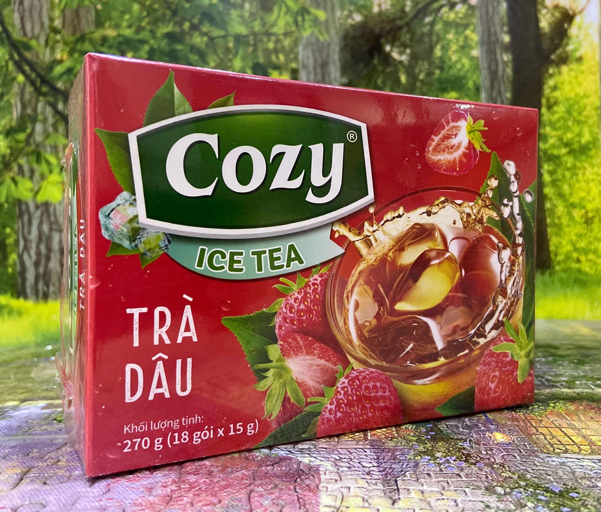 Trà Dâu Hoà Tan Cozy Hộp 270g/18 gói *15g