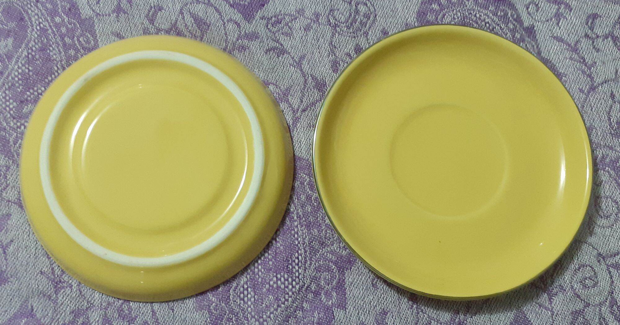 Đĩa gốm sứ màu vàng viền bạc 11cm