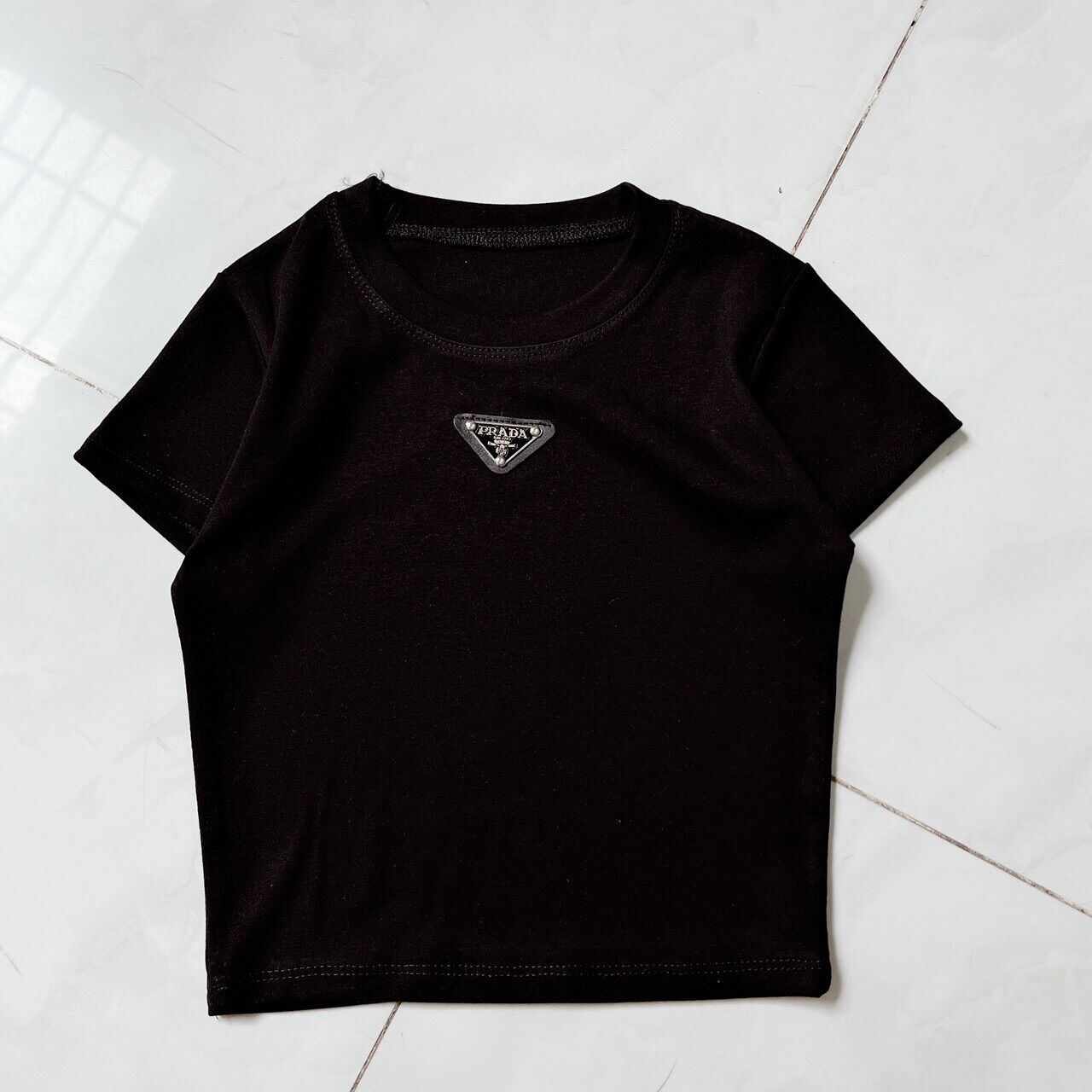 Áo thun croptop hàng đẹp chuẩn shop
