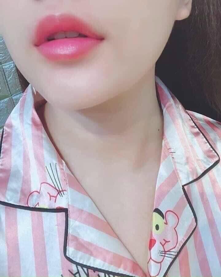 Son Dưỡng Môi Thái Lan