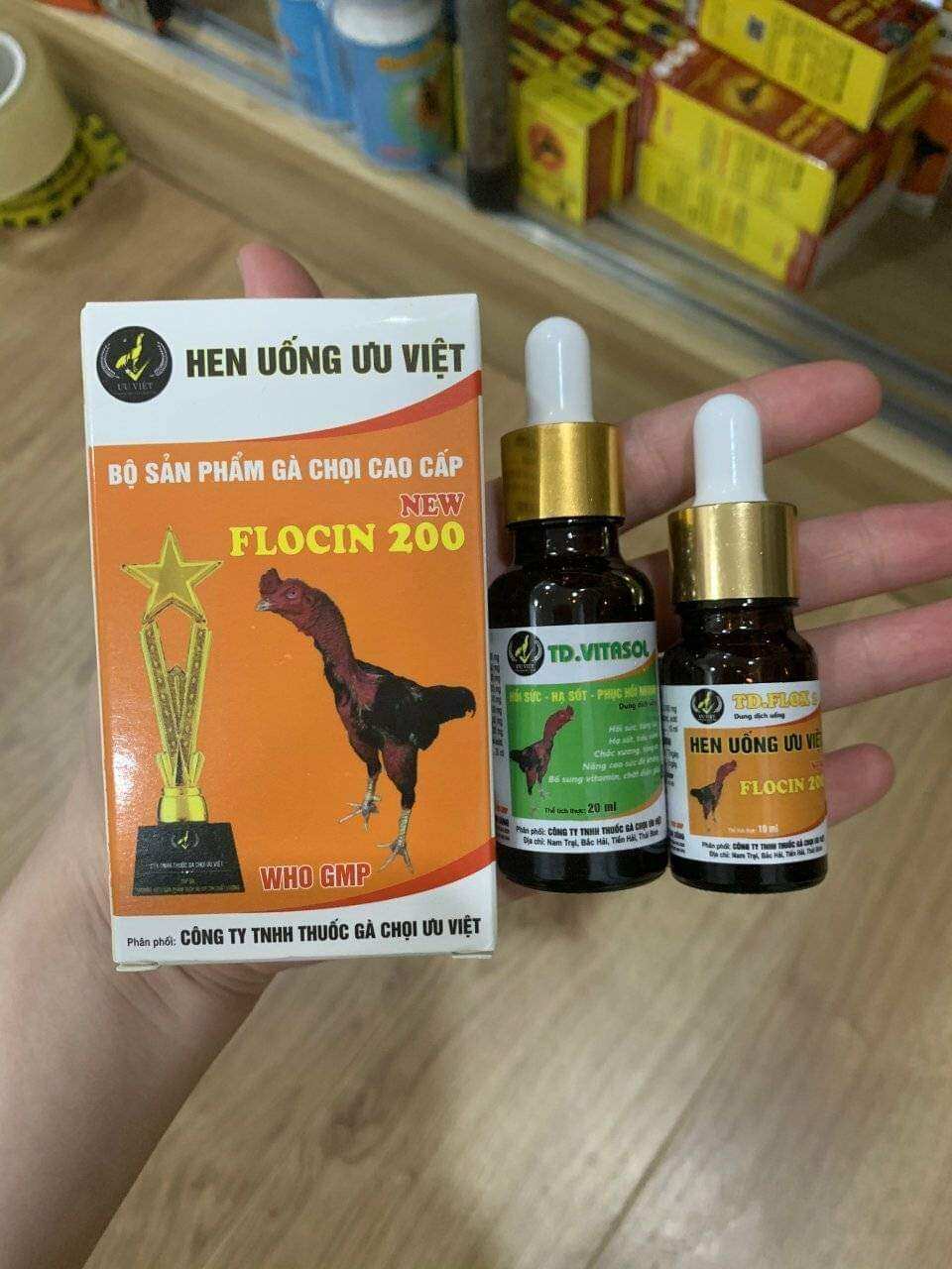 Đ ặc Tr ị Hen uống Ưu Việt 
👉Thành phần chính: Flo 20% vs Doxy 15% 👈
 Đặ c T rị Hen,khò khè,hen ngáp,hen có đờm.
💥hen,khò khè do thời tiết đột ngột. Chảy nước mắt . Nước mũi.
💥 hen ghép phân xanh .phân trắng.
