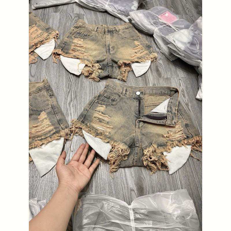 Quần short jean nhiều nút