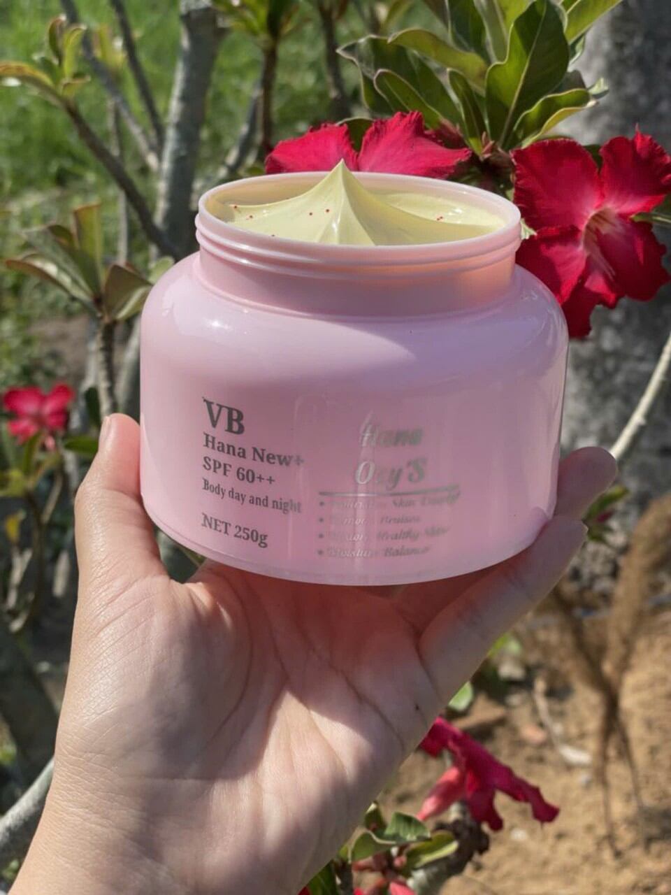 Kem body trắng da hana ozys bảo ngọc lan
