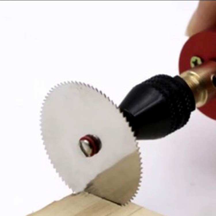 Trục kẹp đĩa lỗ vít 2mm cán 3.17mm