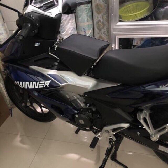 (Max Sale) Đôn ngồi xe máy, cục ghế ngồi xe cho bé