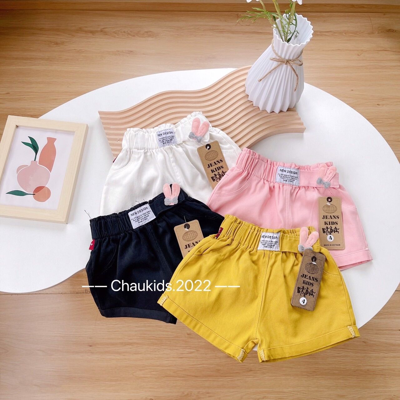 Quần sooc kaki tai thỏ cực đẹp cho bé gái