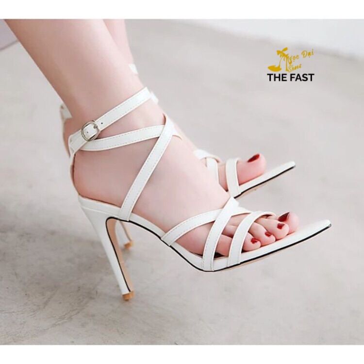 Giày sandal gót nhọn sành điệu NĐ152