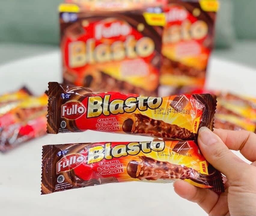 Bánh phủ sô-cô-la Blasto Fullo