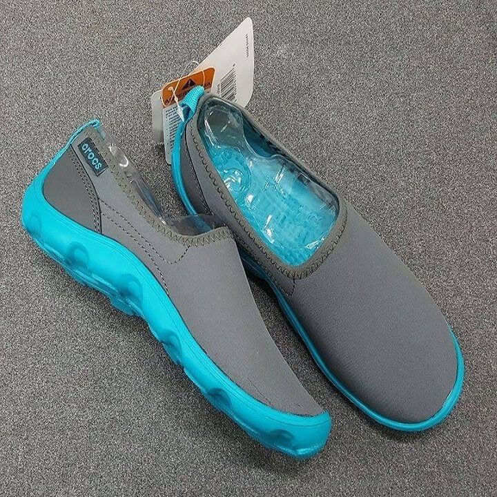 Giày vải Crocs Skimmer cho nữ (màu xám đế xanh)