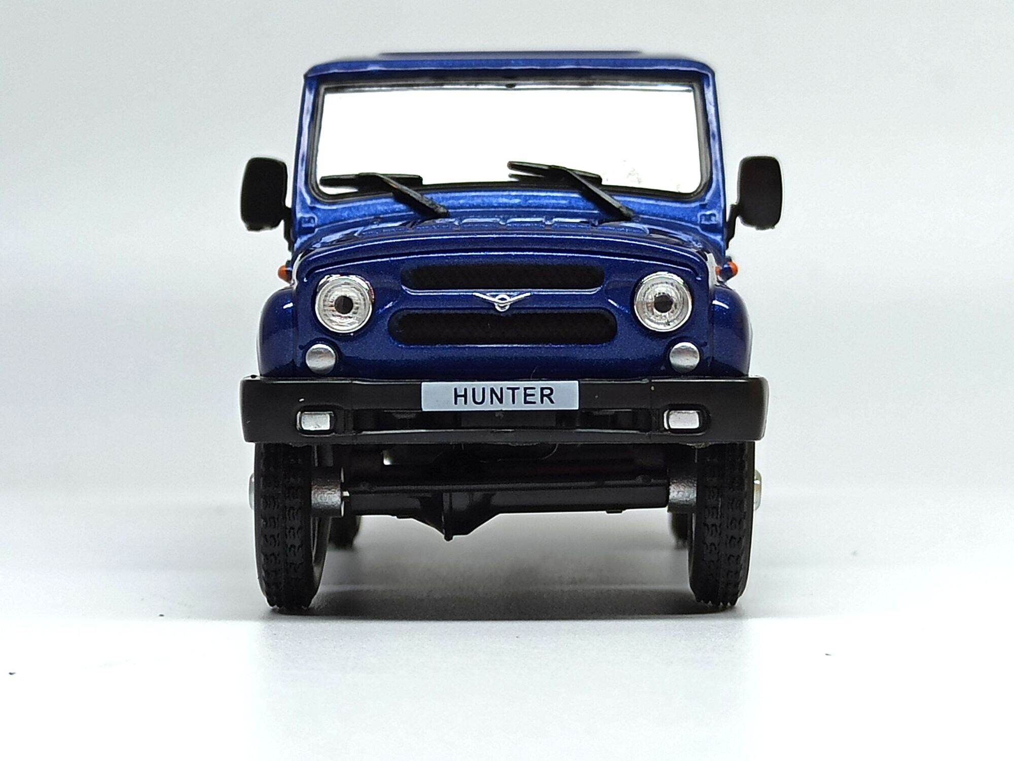 Mô hình xe Uaz Hunter