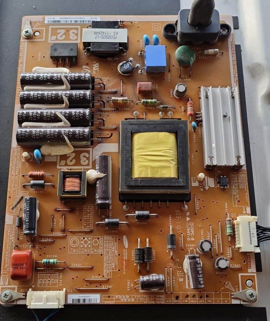 Bo mạch UA32D4003, 32D4003